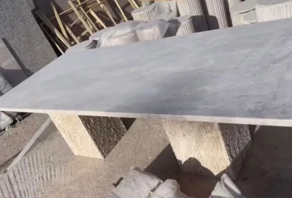 Table à manger rectangulaire en travertin 2 Pieds pleins | Almira – Image 3